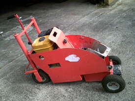 kerb and gutter machine - picture0' - Click to enlarge