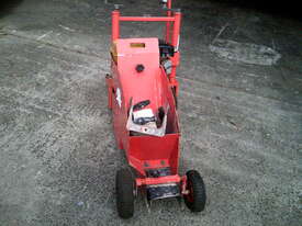 kerb and gutter machine - picture1' - Click to enlarge