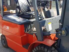Electric Forklift - picture0' - Click to enlarge