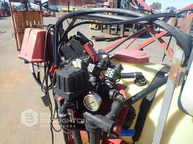 HARDI 3 POINT LINKAGE SPRAYER - picture2' - Click to enlarge