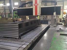 2014 SNK Japan RB6VM Double Column Machining Centre - picture0' - Click to enlarge