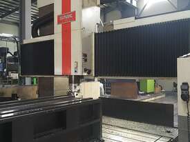 2014 SNK Japan RB6VM Double Column Machining Centre - picture1' - Click to enlarge