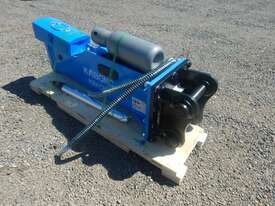 Kabonc KBKC600 Hydraulic Breaker - picture0' - Click to enlarge