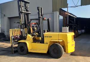 ACTIVE FORKLIFTS - 7 Ton Hyster 2000 Model 5.4m lift dual front wheel Side shift fork positioner 2.3