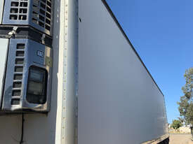 Southern Cross 48' Refrigerated Triaxle Pantec - picture1' - Click to enlarge