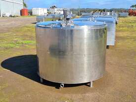 STAINLESS STEEL TANK, MILK VAT 1770 LT - picture0' - Click to enlarge