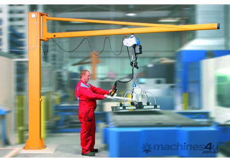 caption VacuMaster 200kg for lifting coolroom panels.