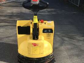 Hyster P2.0 Battery Pallet Truck - picture2' - Click to enlarge