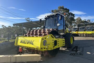 MULTIPAC 115H-2 VIBRATING SMOOTH DRUM ROLLER MULTIPAC 115H-2 VIBRATING SMOOTH DRUM ROLLER