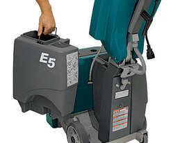 TENNANT - E5 Deep Cleaning Extractor - picture1' - Click to enlarge