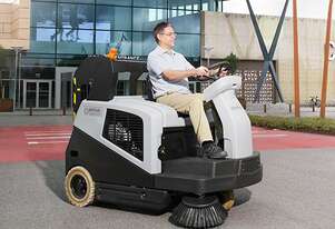 Nilfisk SW5500 Ride-On Sweeper (Battery)