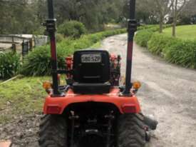 Kioti tractor CS2610 - picture0' - Click to enlarge
