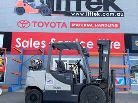 Used Crown 3.5TON Forklift For Sale - picture0' - Click to enlarge