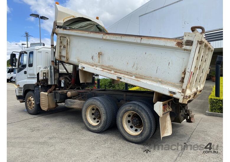 caption 2010 ISUZU CXZ GIGA - Tipper Trucks - Premium
