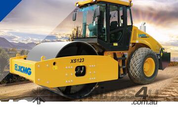 12T Smooth Single Drum Roller XS123