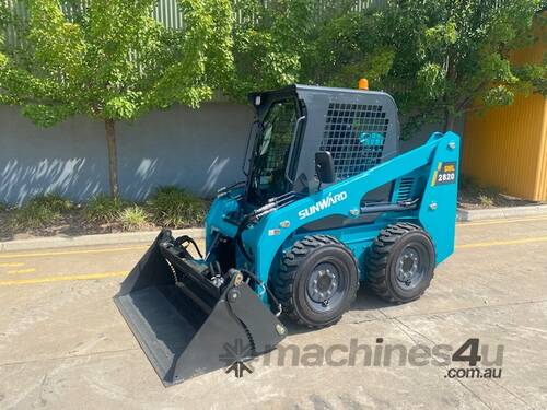 LYNFIELD MINI X - Sunward Skid steer loader SWL2820