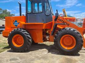 Hitachi LX70 Loader - picture0' - Click to enlarge