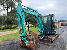 Kobelco SK55 Tracked-Excav Excavator - picture0' - Click to enlarge