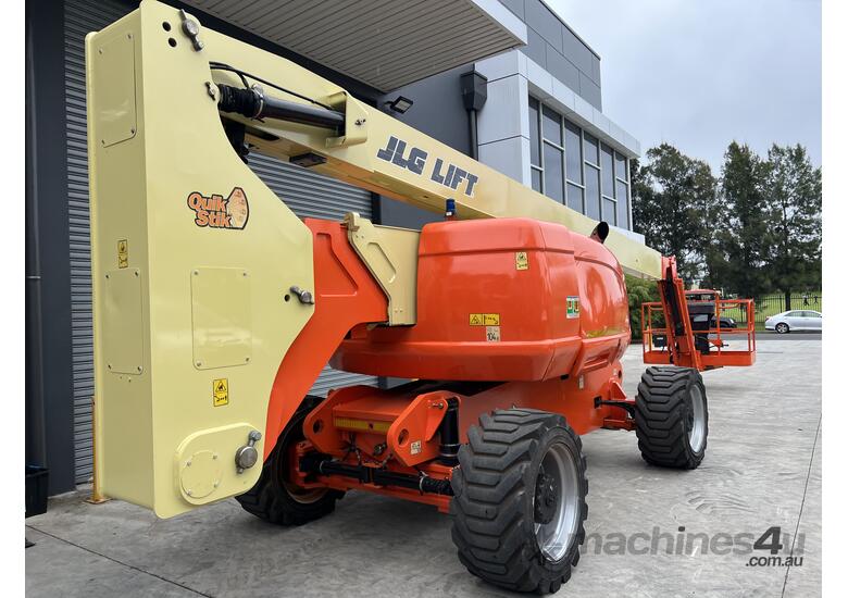 JLG 800AJ - 80ft Rough Terrain Knuckle Boom Lift