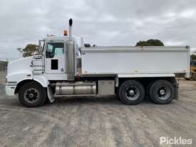 2010 Kenworth T402 - picture1' - Click to enlarge