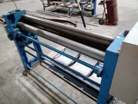 Sheet Metal Rolls Manual Roller - picture0' - Click to enlarge