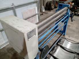 Sheet Metal Rolls Manual Roller - picture2' - Click to enlarge