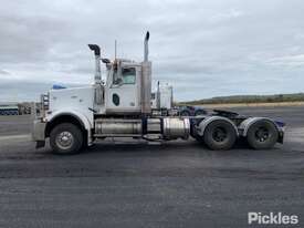 2010 Western Star Constellation - picture1' - Click to enlarge