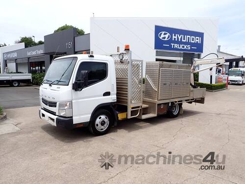 MITSUBISHI CANTER