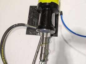 Sames Kremlin EOS 30C25 Airmix Paint Pump and Xcite Spray Gun - picture0' - Click to enlarge