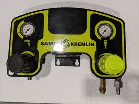 Sames Kremlin EOS 30C25 Airmix Paint Pump and Xcite Spray Gun - picture1' - Click to enlarge