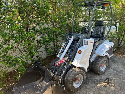 Articulated Diesel Mini Loader With Telescopic Boom 