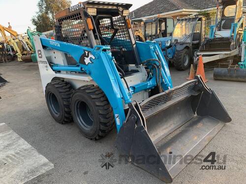 TOYOTA 4SDK8 SKID STEER LOADER 11912