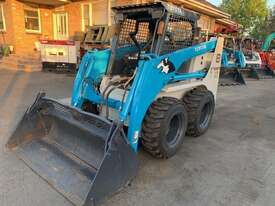 TOYOTA 4SDK8 SKID STEER LOADER 11912 - picture1' - Click to enlarge