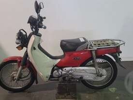 Honda Supercub - picture1' - Click to enlarge