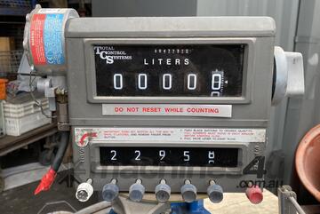 Total Control Systems 682-15AF8AL3 Piston Positive Displacement Flow Meter Fuel Metering Diesel etc