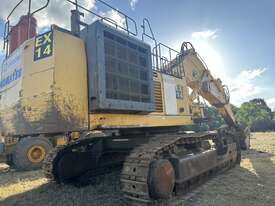 Komatsu excavator - picture2' - Click to enlarge