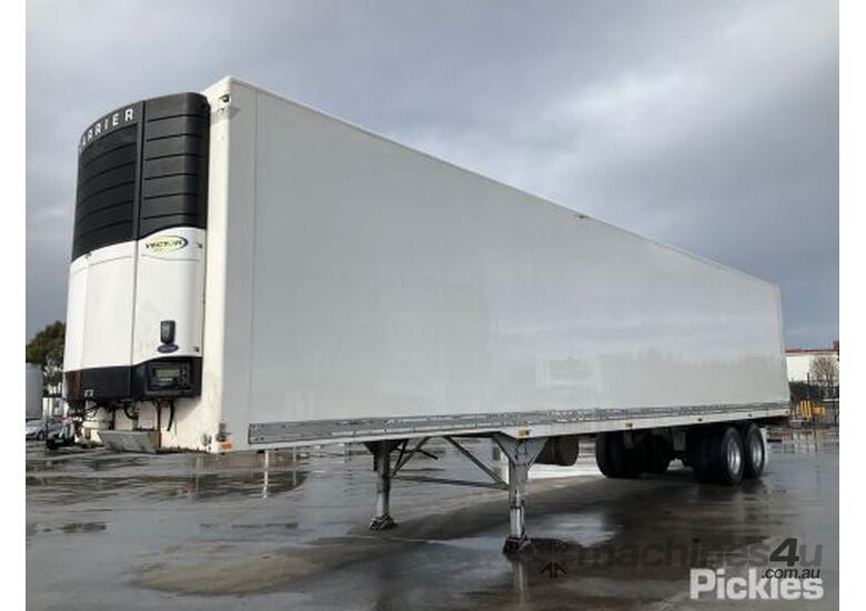 Buy Used 2004 fte 2004 FTE 3A Tri Axle Tandem Axle Refrigerated Pantech ...