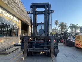 16 Tonne Kalmar Forklift For Hire - picture2' - Click to enlarge