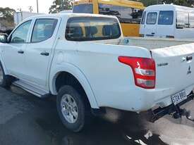 Mitsubishi Triton MQ - picture1' - Click to enlarge