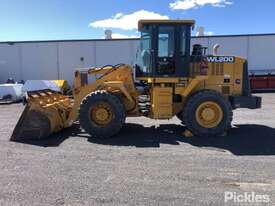 2010 WCM Articulated Wheel Loader - picture2' - Click to enlarge