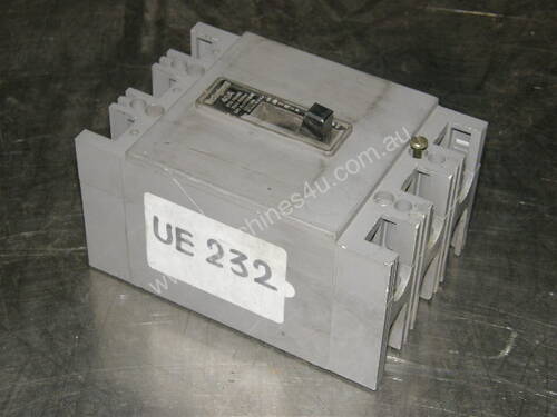 caption Westinghouse CS2130N Circuit Breakers.