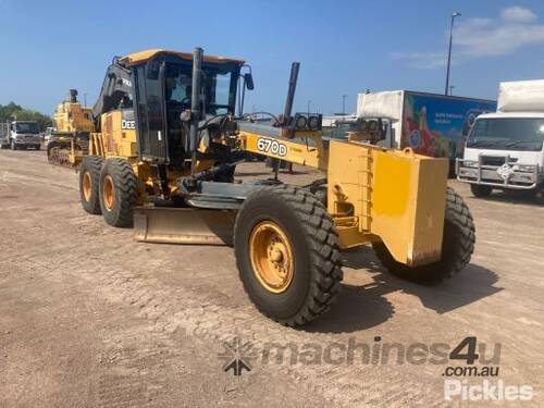 2007 John Deere 670D Motor Grader