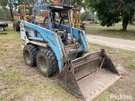 1999 Toyota 4SDK8 Huski Wheeled Skid Steer - picture0' - Click to enlarge