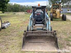 1999 Toyota 4SDK8 Huski Wheeled Skid Steer - picture0' - Click to enlarge