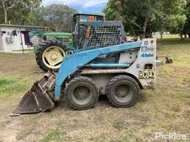 1999 Toyota 4SDK8 Huski Wheeled Skid Steer - picture2' - Click to enlarge