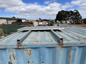 10Ft Shipping Container - picture0' - Click to enlarge