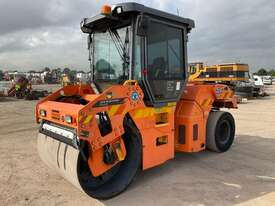 2016 Dynapac CC2200C Roller (Combination) - picture1' - Click to enlarge