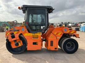 2016 Dynapac CC2200C Roller (Combination) - picture2' - Click to enlarge