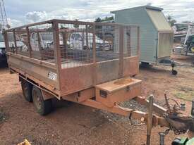 2001 Caged Tipper - picture0' - Click to enlarge