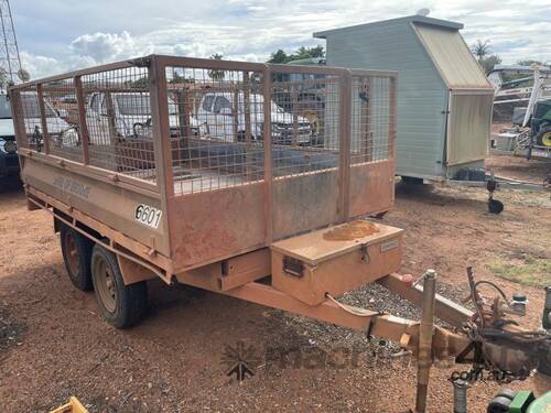 2001 Caged Tipper